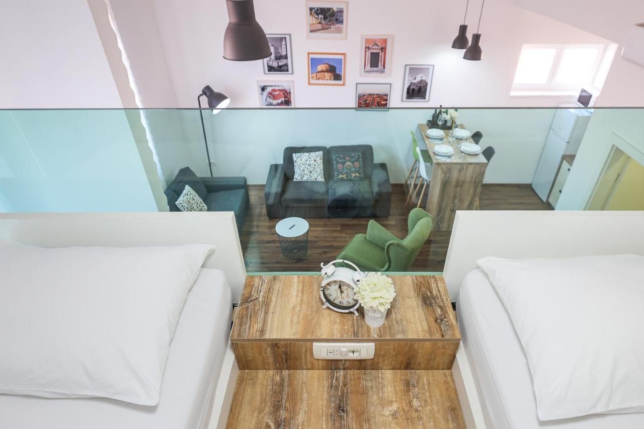2R Apartman Zára Kültér fotó