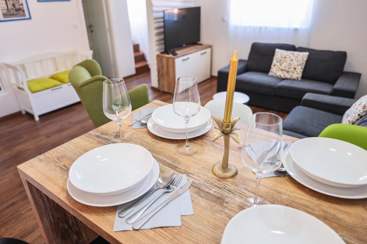 2R Apartman Zára Kültér fotó