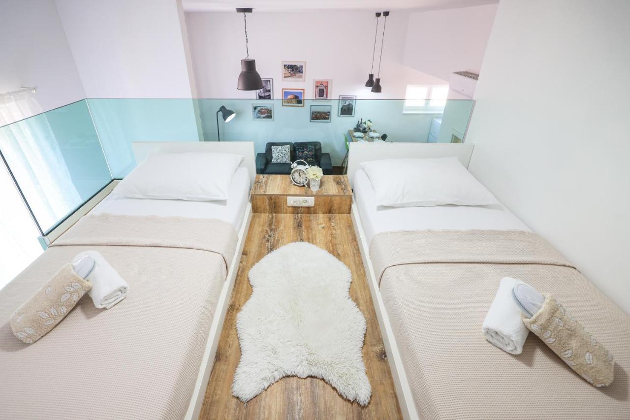 2R Apartman Zára Kültér fotó